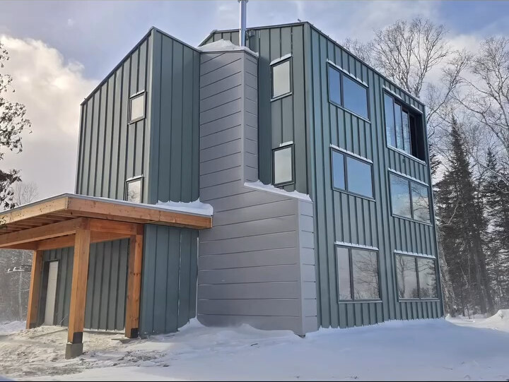 siding-winter-house